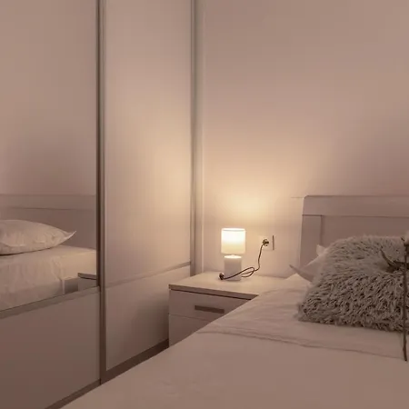 Apartamento Tafra Duce-omis *