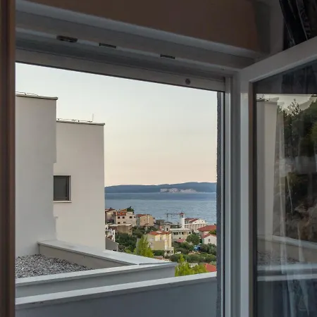 Tafra Duce-omis Duće