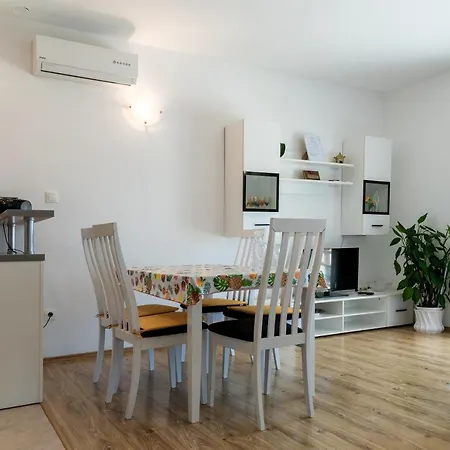 Apartamento Tafra Duce-omis *